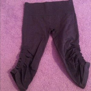 Lululemon In the Flow Crops